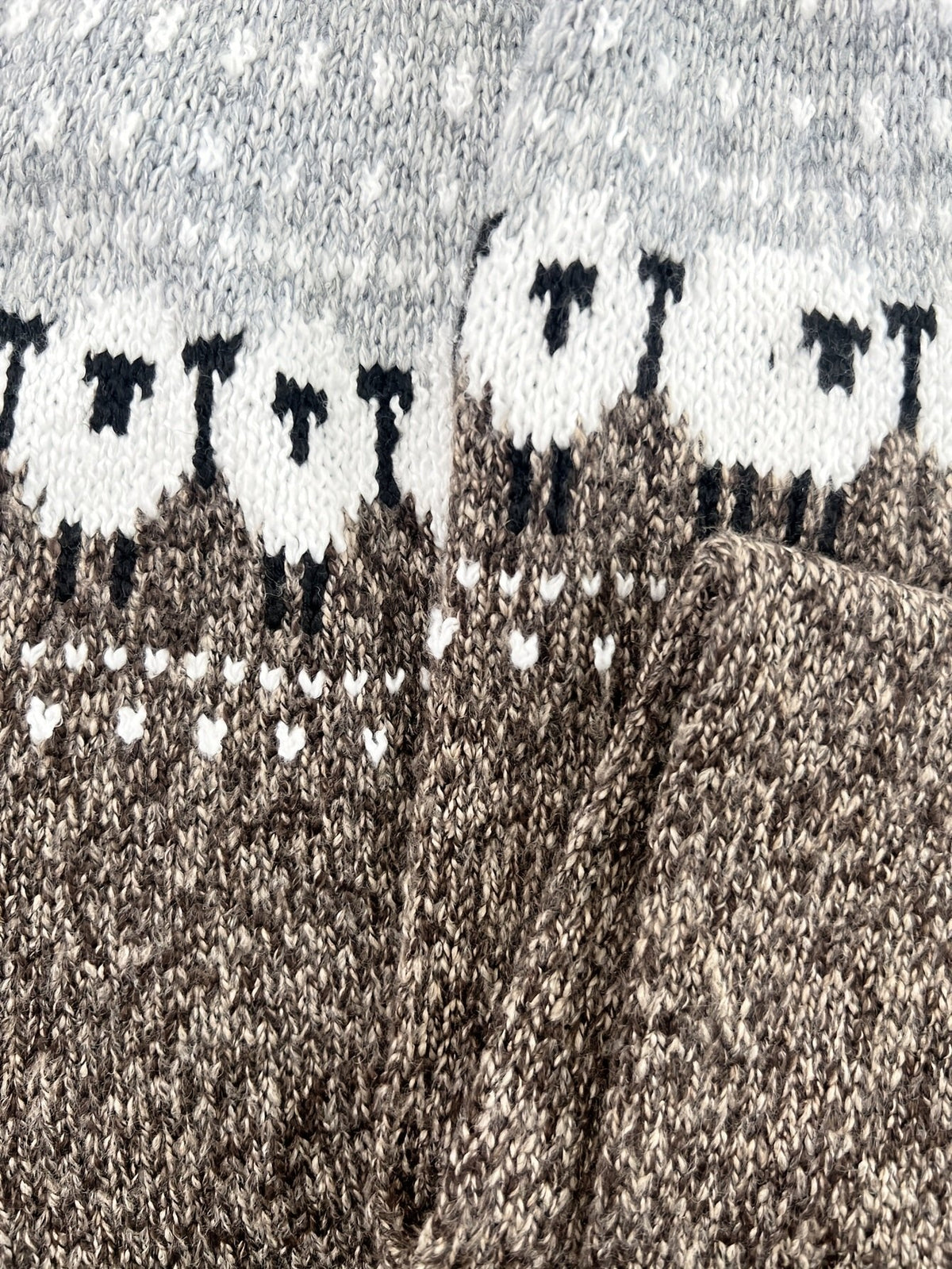 Anna | Dame Strikket Sweater med Fåre-Jacquardmønster Rundhals