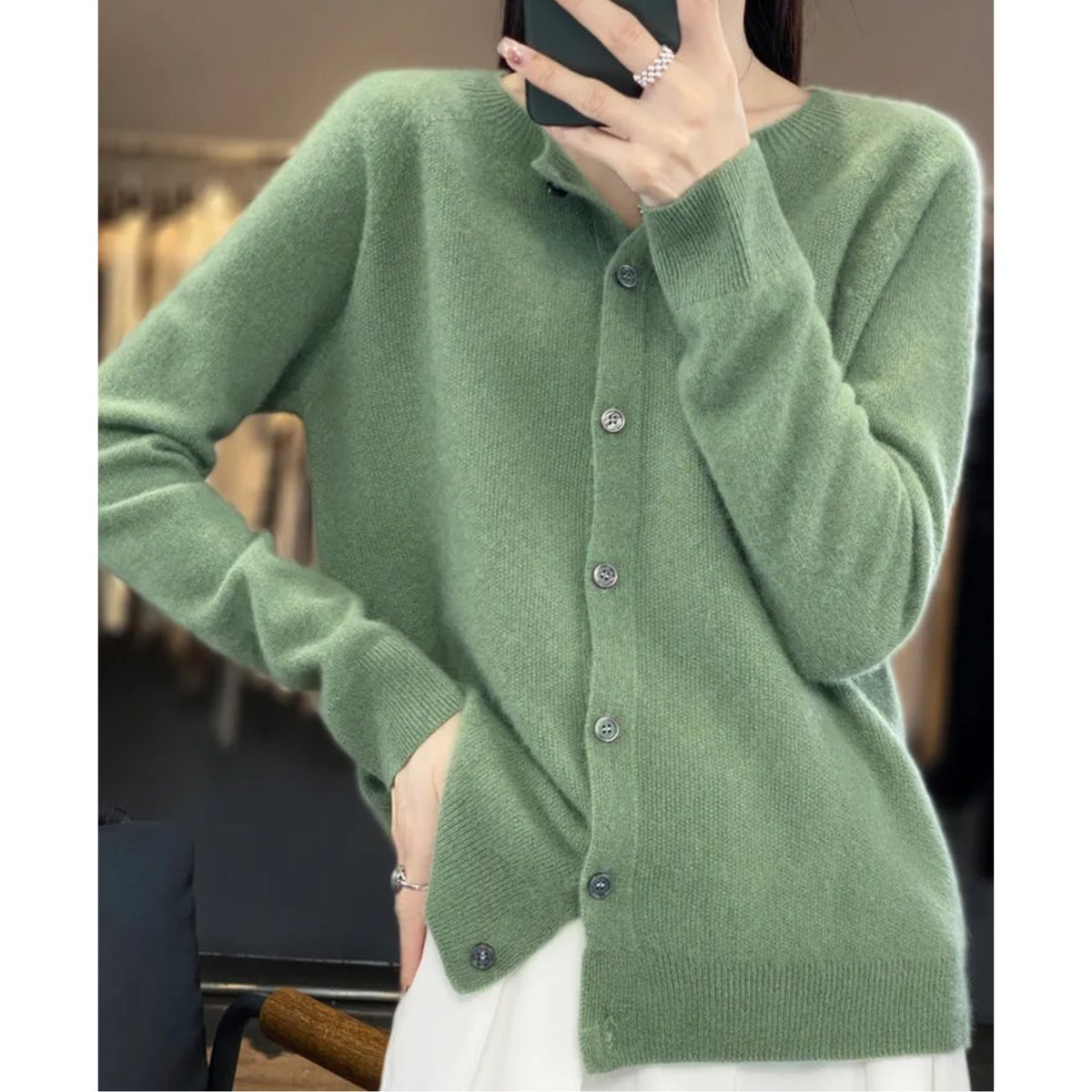 Astrid | Damecardigan Merino Uld Rundhalset Knaplukning Strik