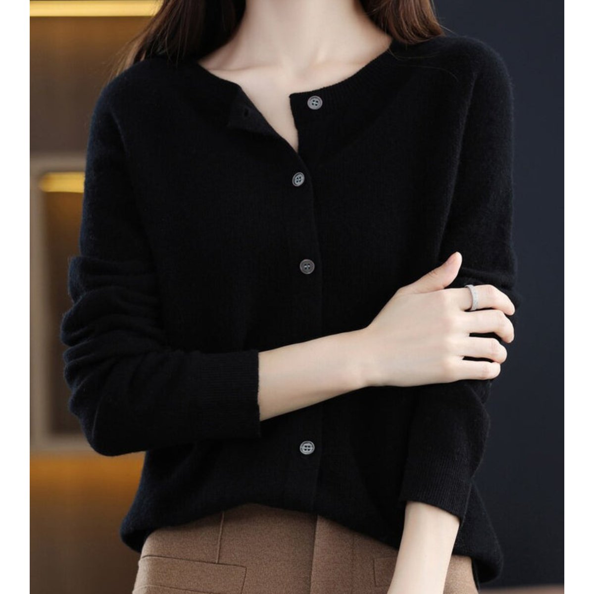 Astrid | Damecardigan Merino Uld Rundhalset Knaplukning Strik