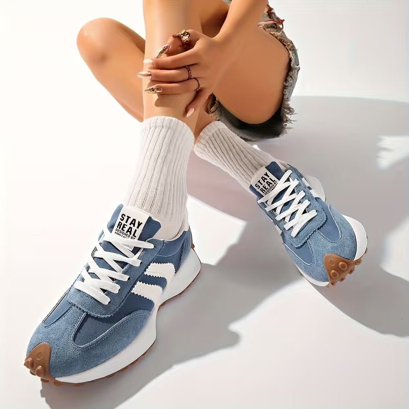 Clara | Damers Retro Platform Chunky Sneakers med Snørebånd
