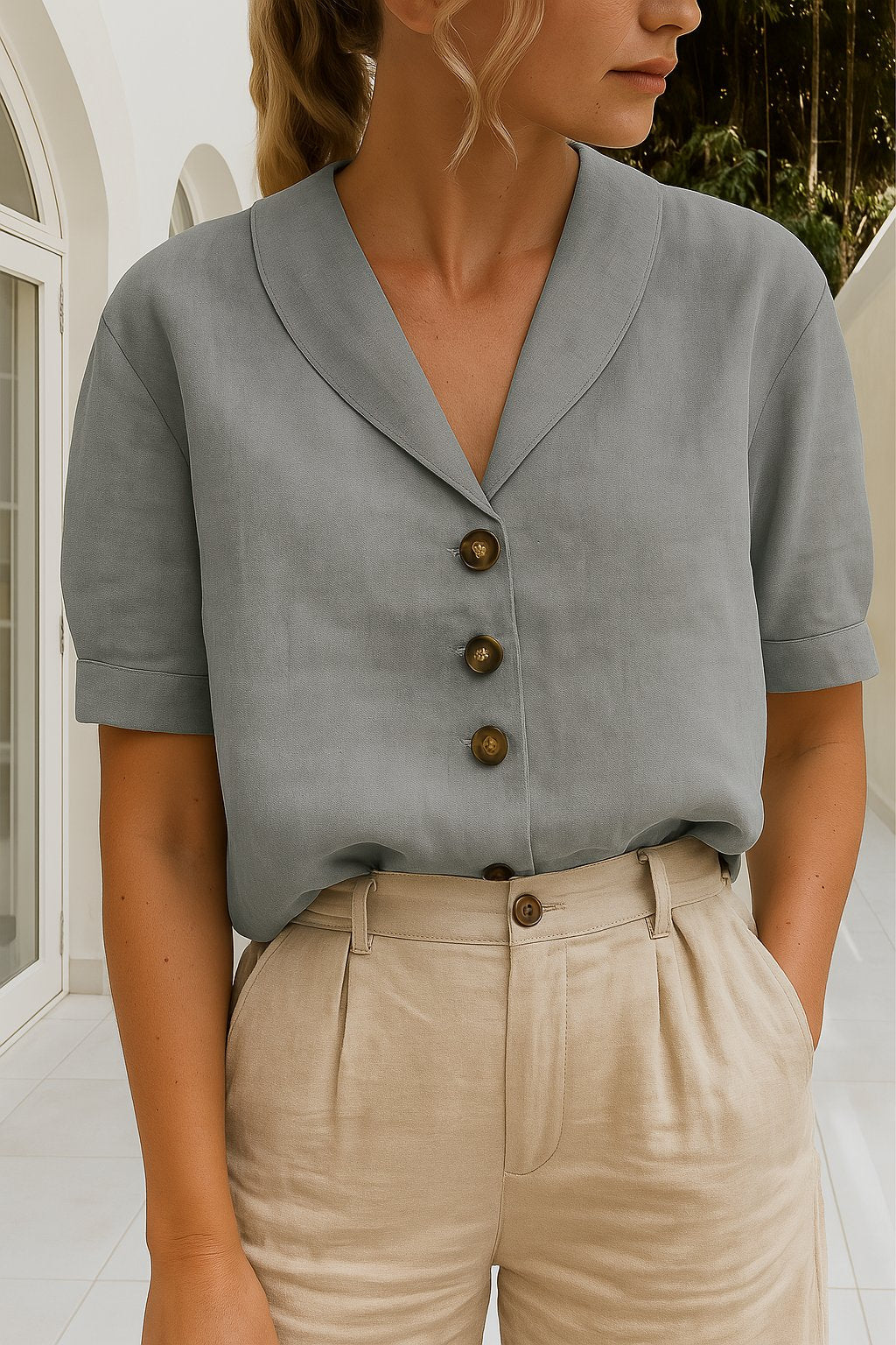 Sofia | Elegant Bluse med Wrap-Hals og Korte Ærmer