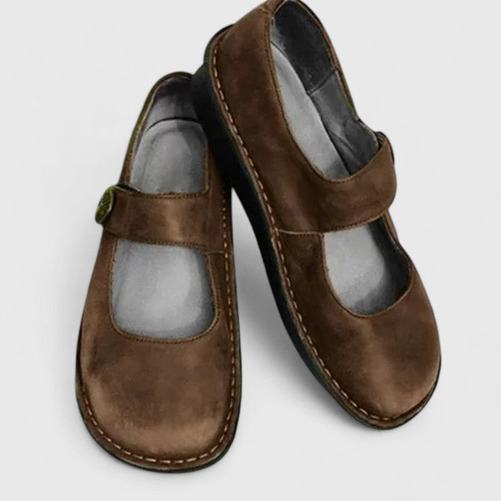 Vilma | Kvinders Slip On Sko Med Rem Detalje