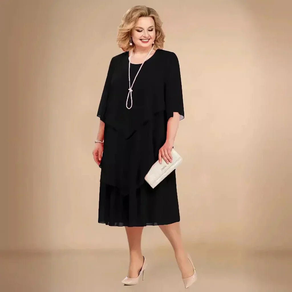 Sofia | Plus Size Chiffon Kjole Sort Asymmetrisk Lag Elegant