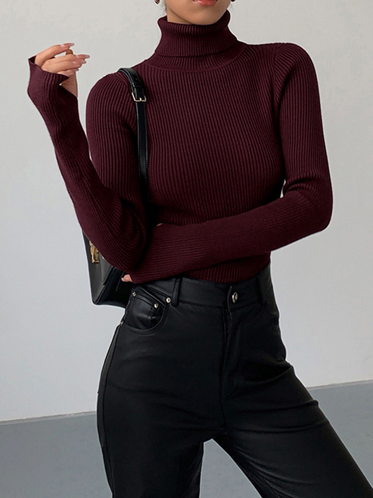 Birthe | Dame Forårs Stilfuld Ribstrikket Rullekrave Sweater