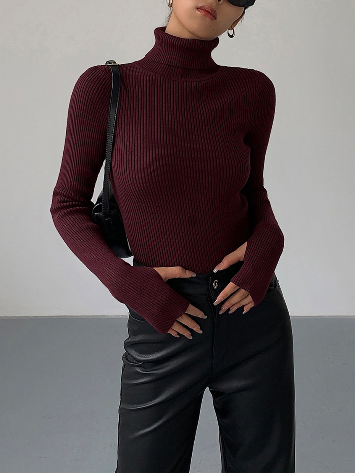 Birthe | Dame Forårs Stilfuld Ribstrikket Rullekrave Sweater