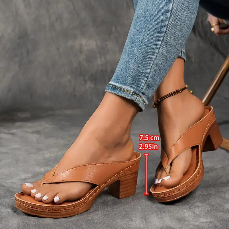 Clara | Dame Elegant Lav Hæl Flip Flop Sandaler