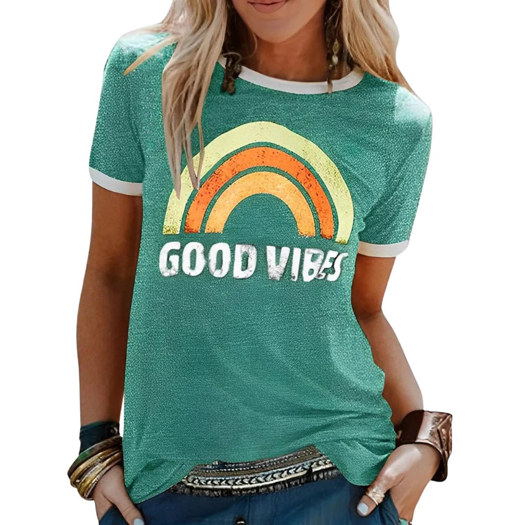 Alvhilde | Afslappet og farverig grafisk T-shirt