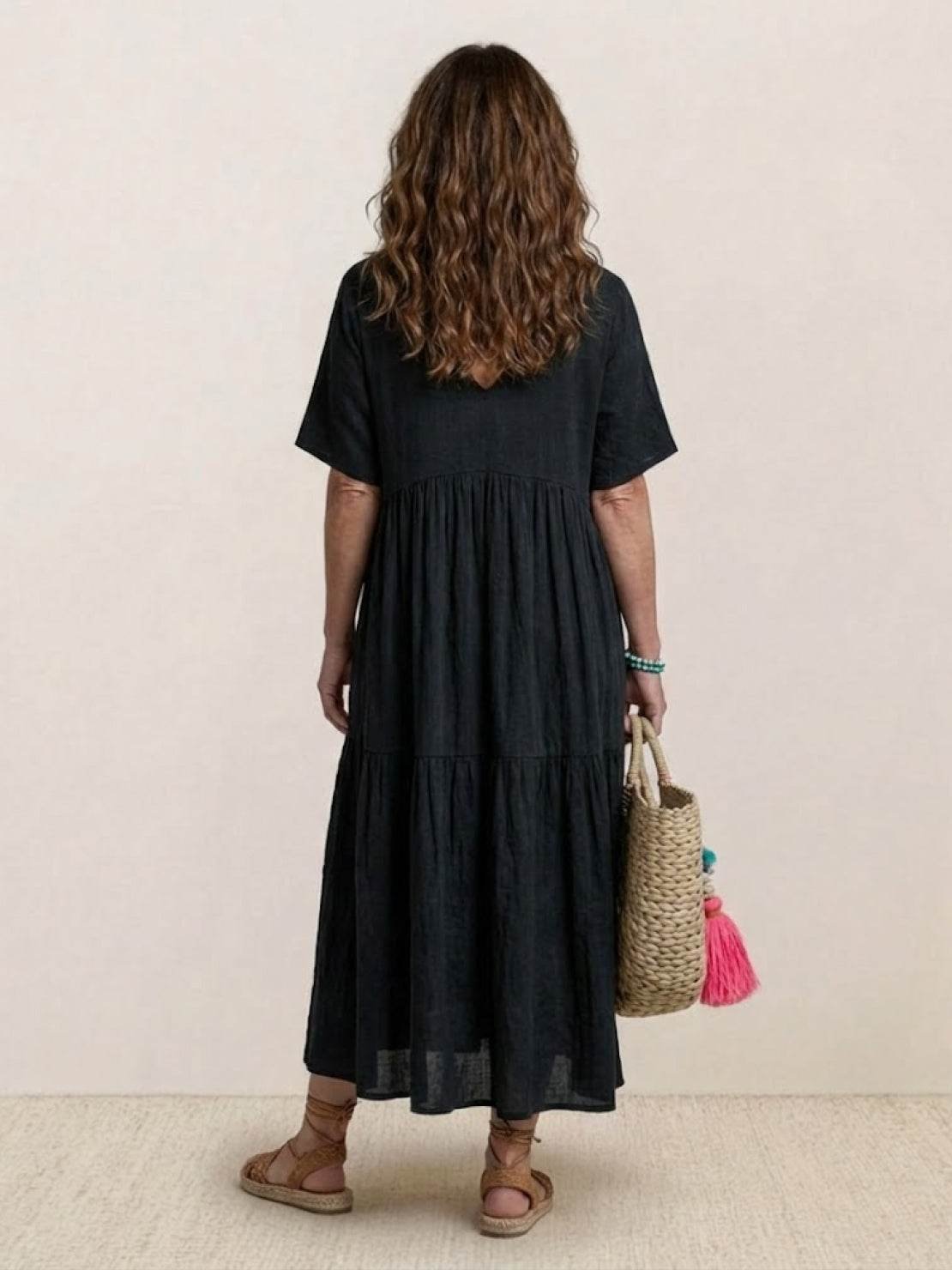 Karla | Boho Maxi Kjole V-Udskæring Korte Ærmer Lagdelt
