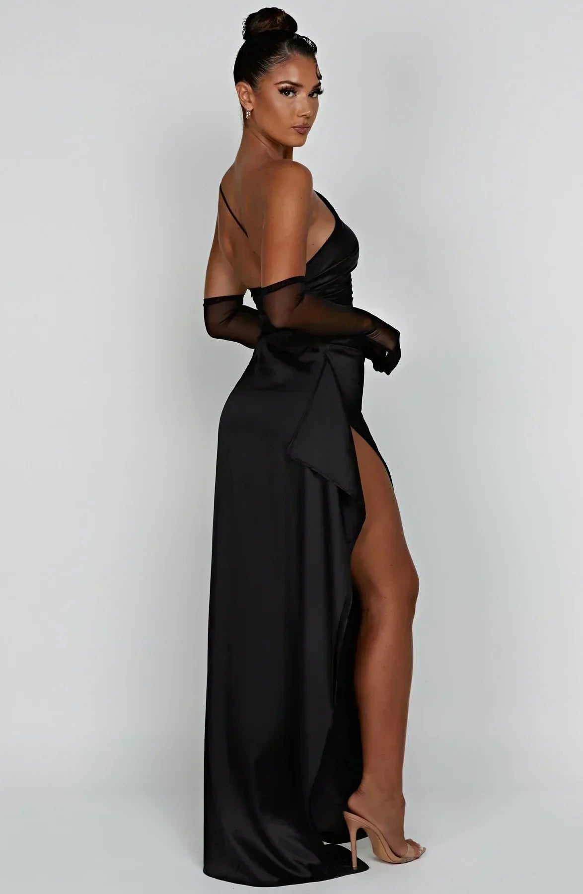 Laura | Dame Asymmetrisk One-Shoulder Satin Maxi Aftenkjole Høj Slids
