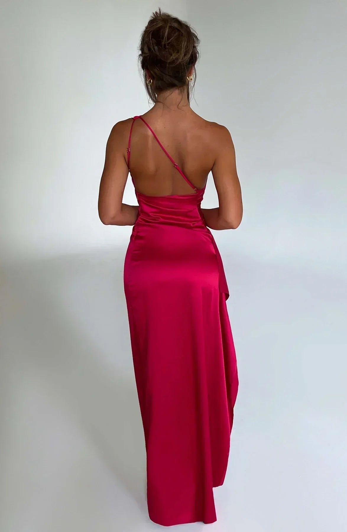 Laura | Dame Asymmetrisk One-Shoulder Satin Maxi Aftenkjole Høj Slids