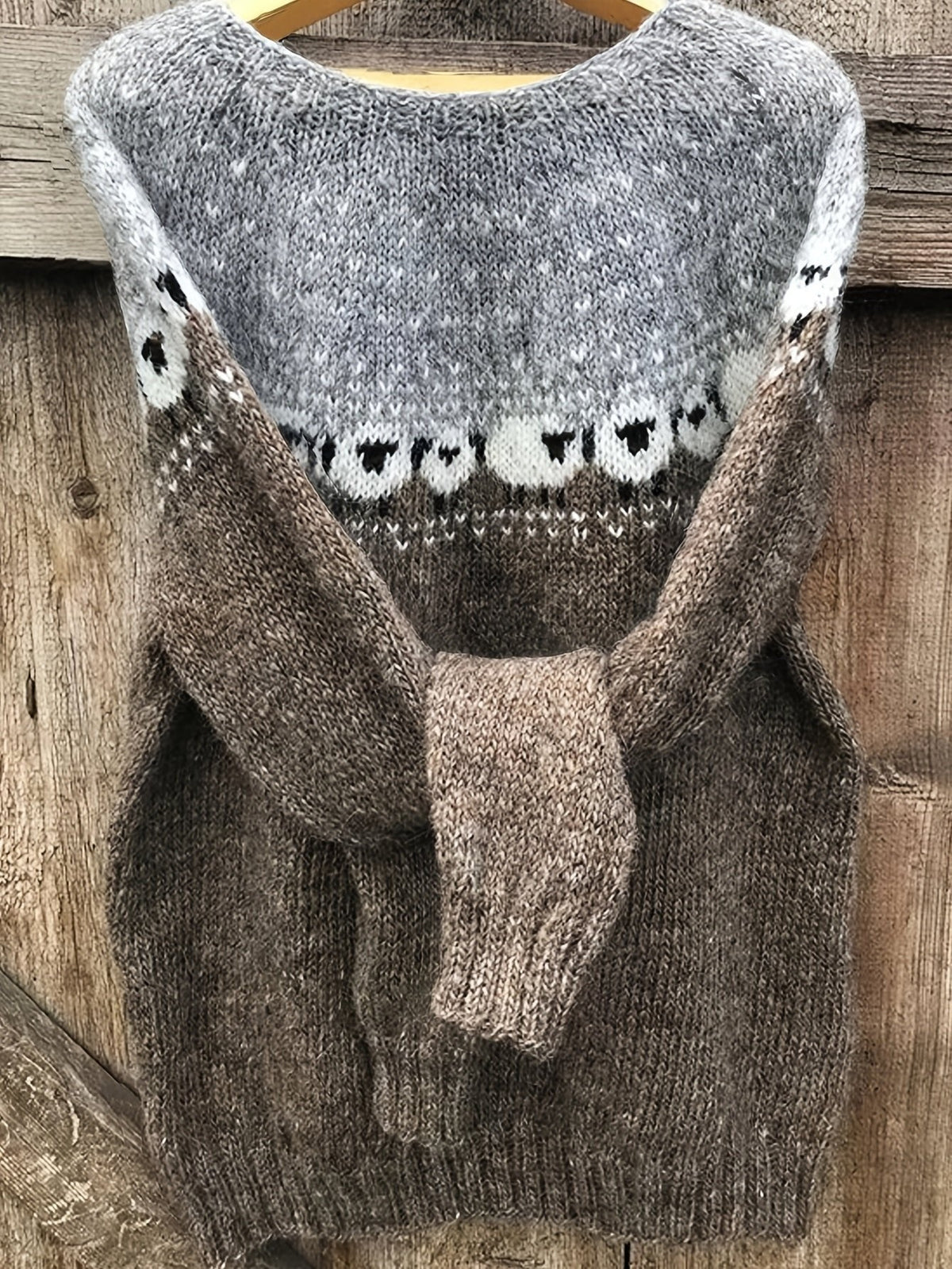 Anna | Dame Strikket Sweater med Fåre-Jacquardmønster Rundhals