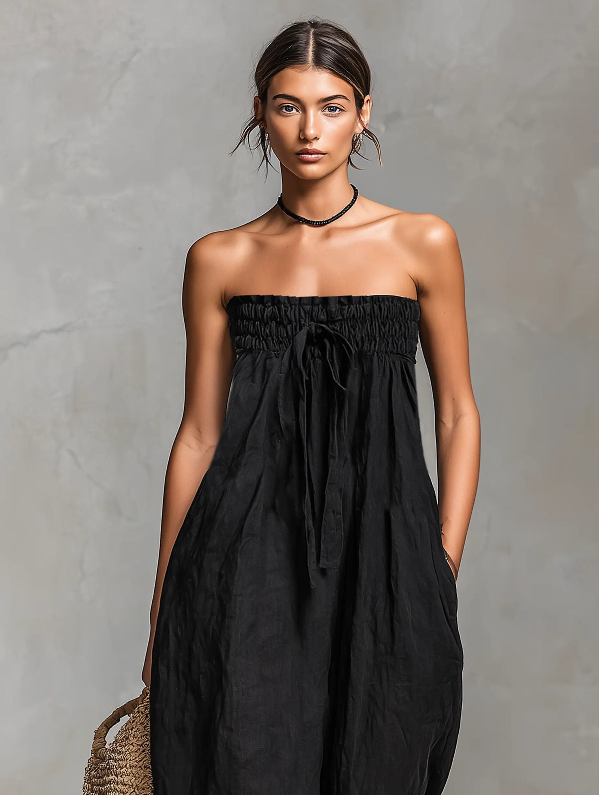 Alma | Dame Stropløs Linen Bred-Ben Jumpsuit
