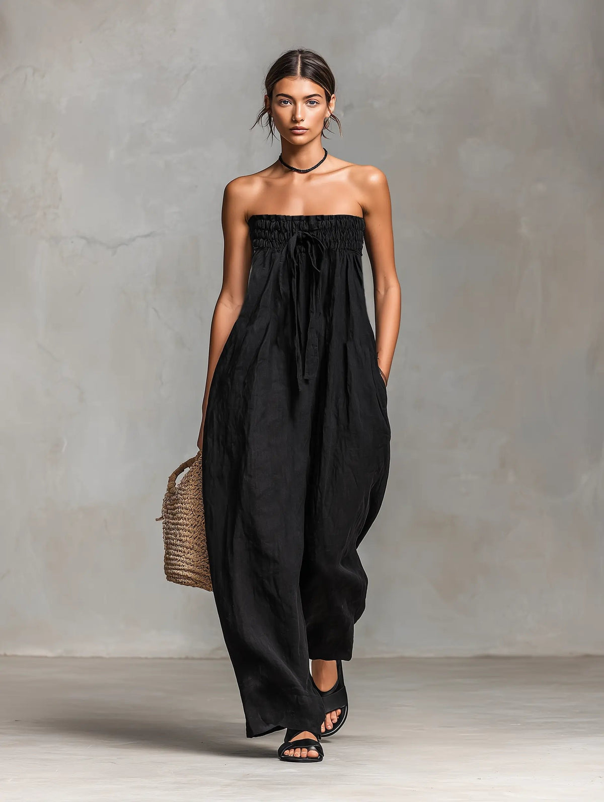 Alma | Dame Stropløs Linen Bred-Ben Jumpsuit
