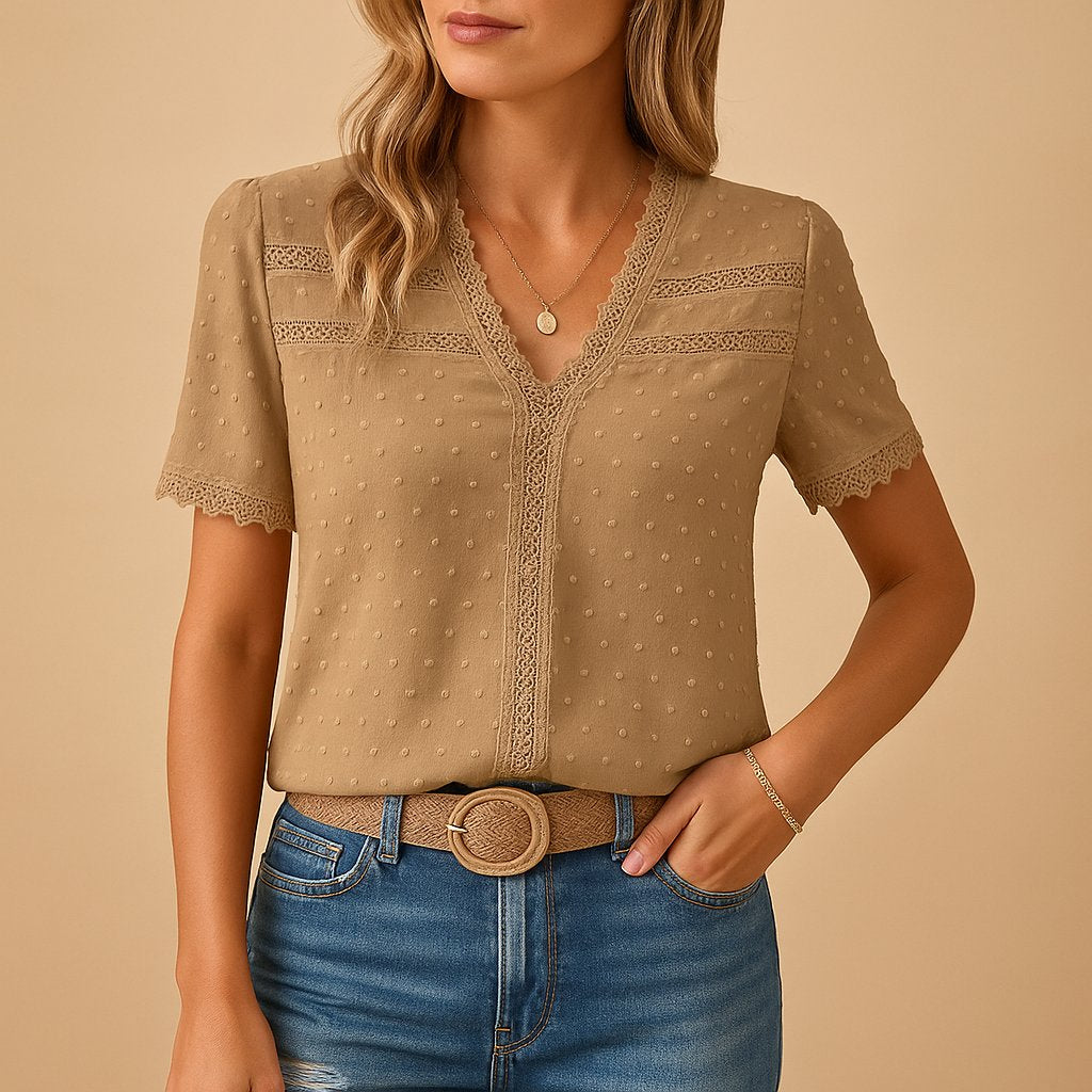 Maja | Dame V-hals Bluse med Blonde Detaljer