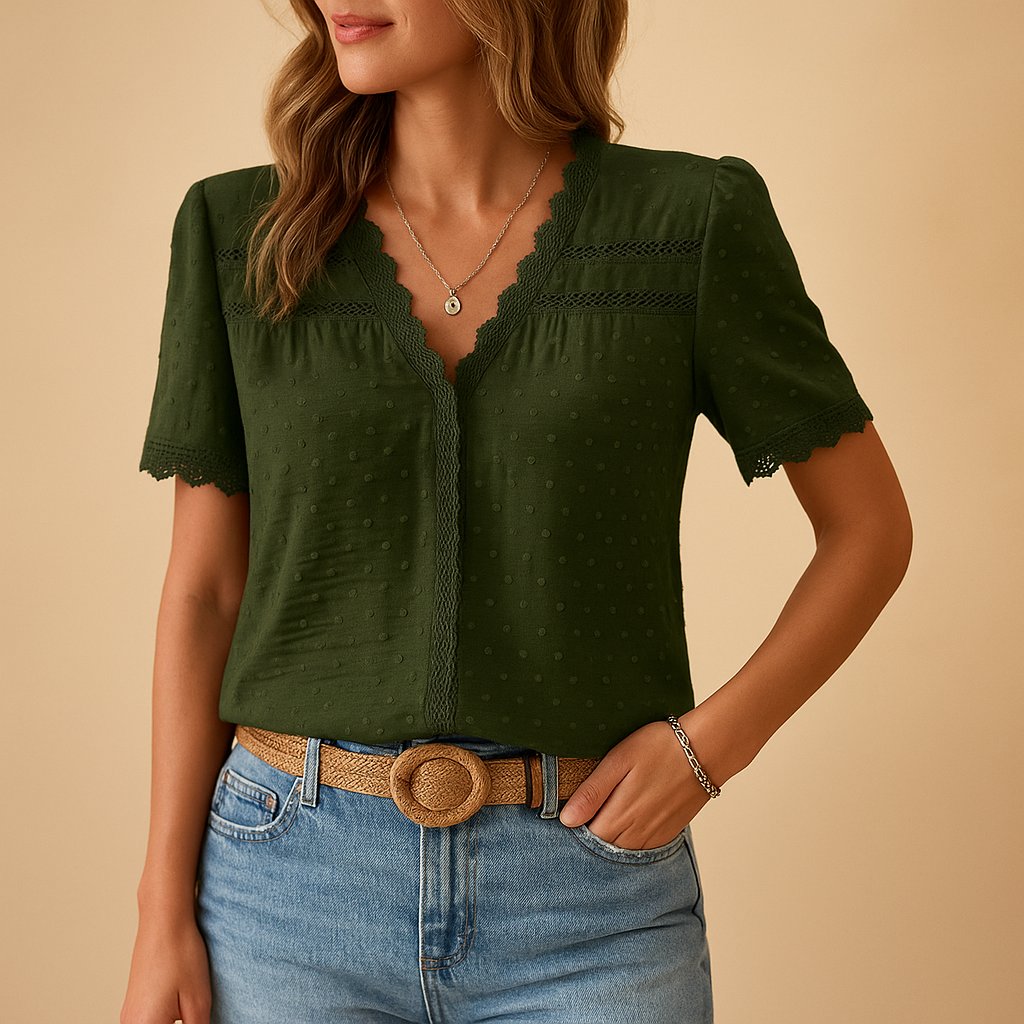 Maja | Dame V-hals Bluse med Blonde Detaljer