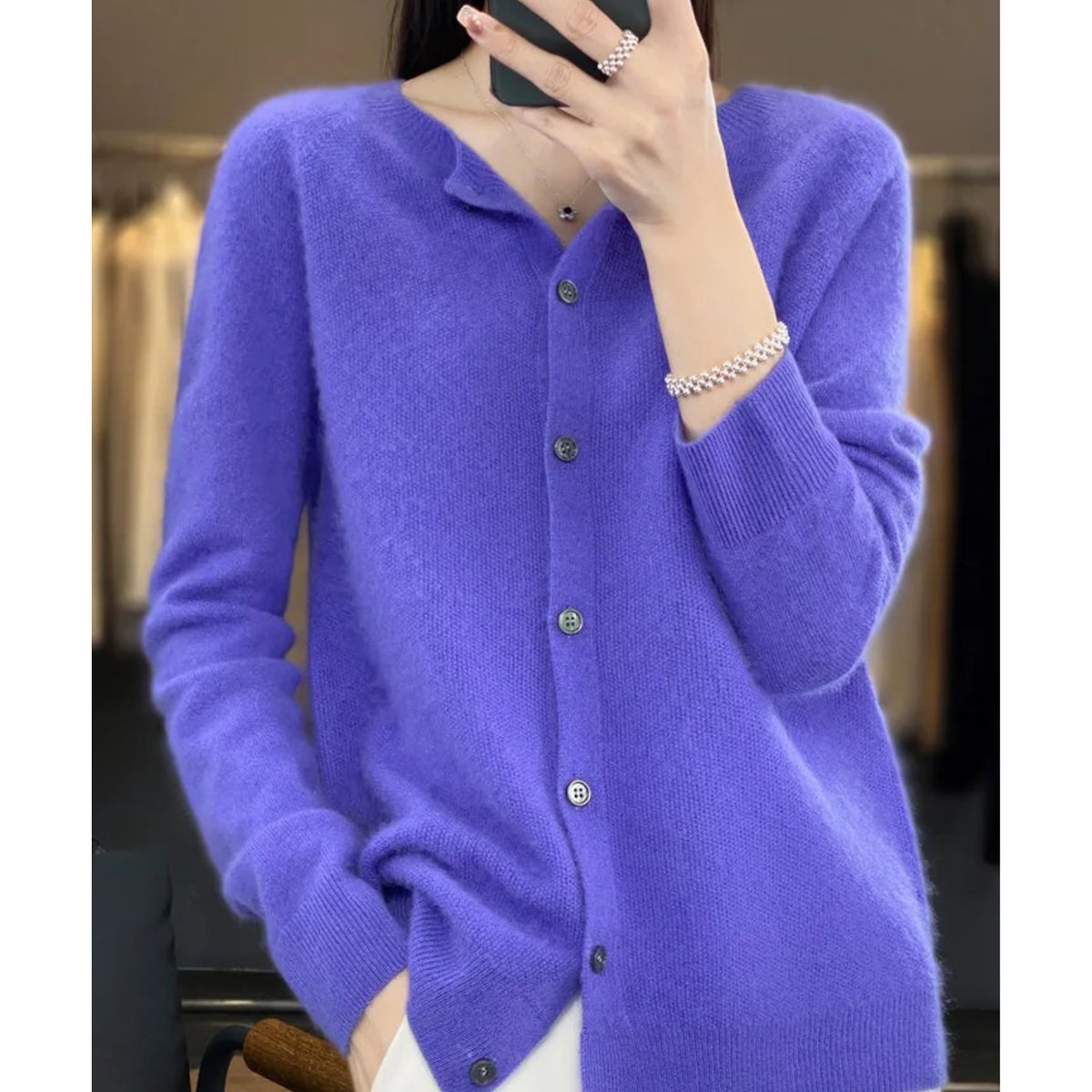 Astrid | Damecardigan Merino Uld Rundhalset Knaplukning Strik