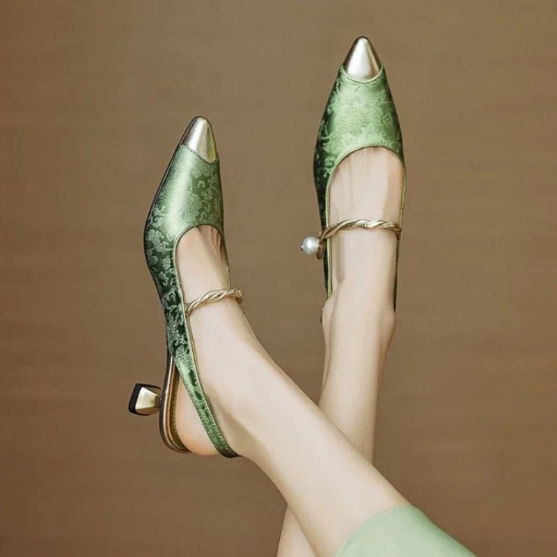 Nora | Damers Blomsterjacquard Spidstå Kitten Heel Slingback Pumps