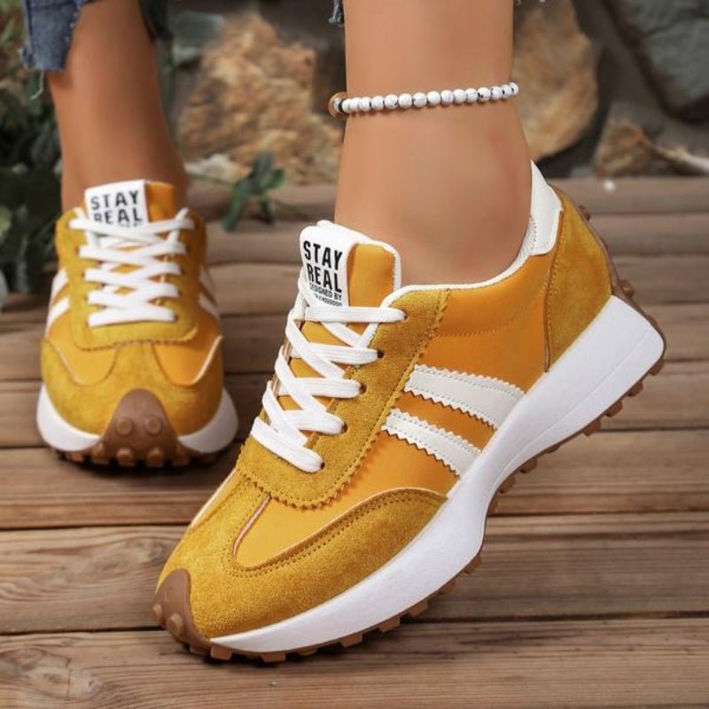 Clara | Damers Retro Platform Chunky Sneakers med Snørebånd