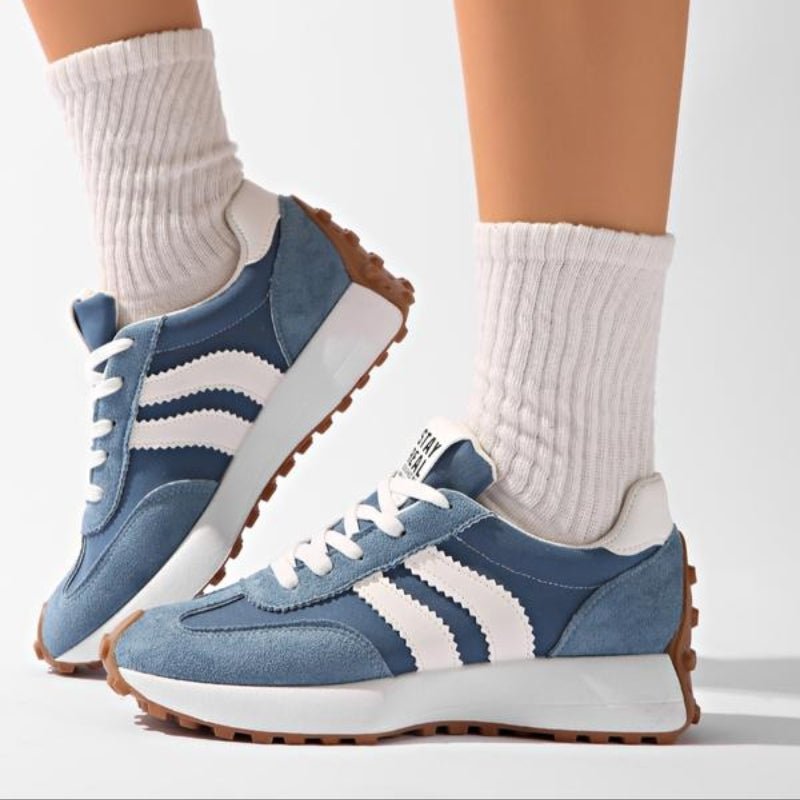 Clara | Damers Retro Platform Chunky Sneakers med Snørebånd