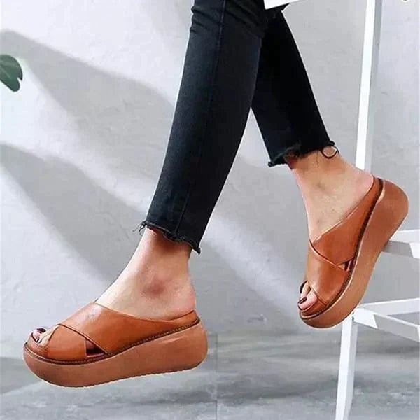 Josefine | Kvinders Polstrede Krydsrem Flade Sandaler