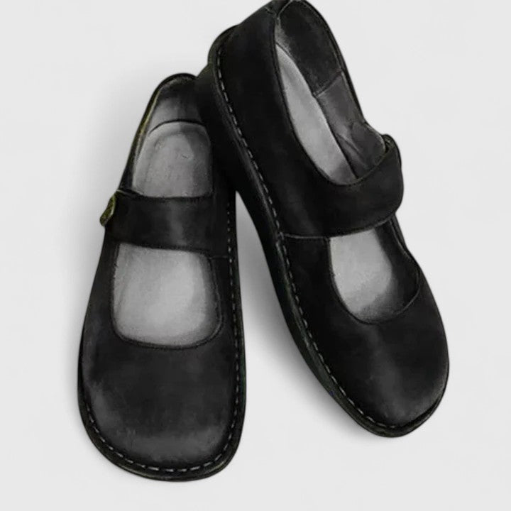 Vilma | Kvinders Slip On Sko Med Rem Detalje