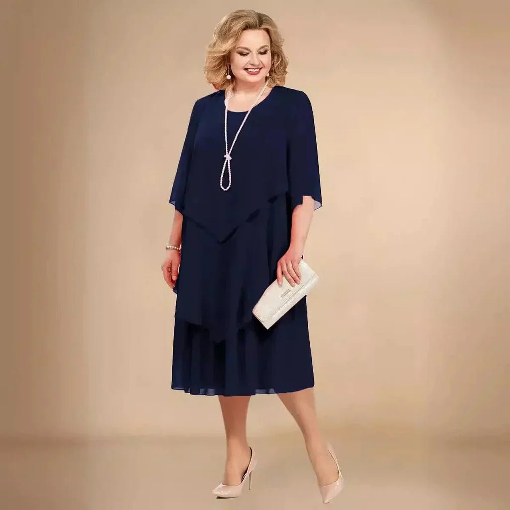 Sofia | Plus Size Chiffon Kjole Sort Asymmetrisk Lag Elegant